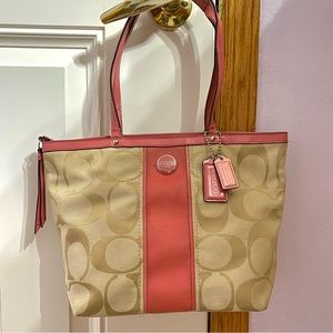 Authentic Coach Signature Striped Hampton Tote Purse